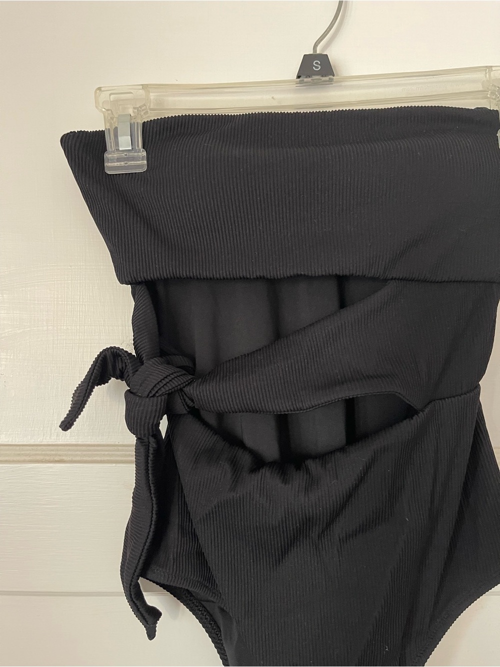 Black Ribbed One-Piece Swimsuit with Side Tie